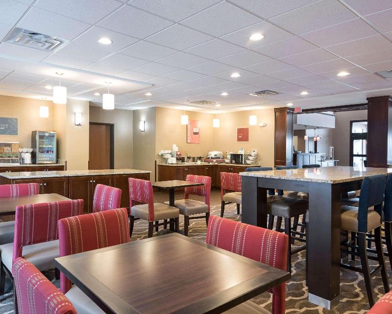 Comfort Suites Bridgeport - Clarksburg image