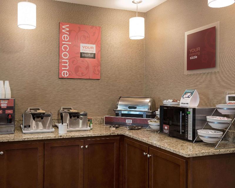 Comfort Suites Bridgeport - Clarksburg image