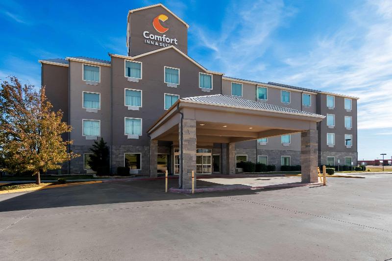 Comfort Inn & Suites image