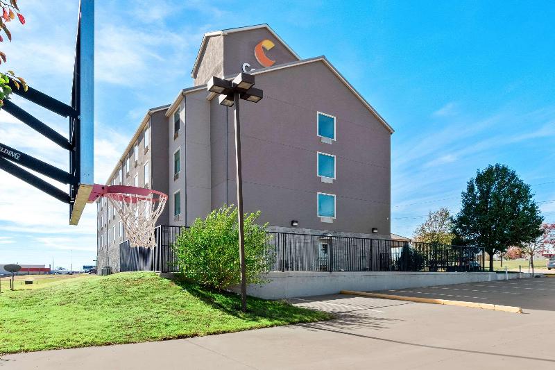 Comfort Inn & Suites image