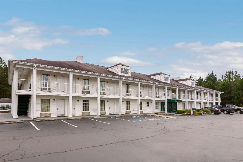 Quality Inn Thomaston image