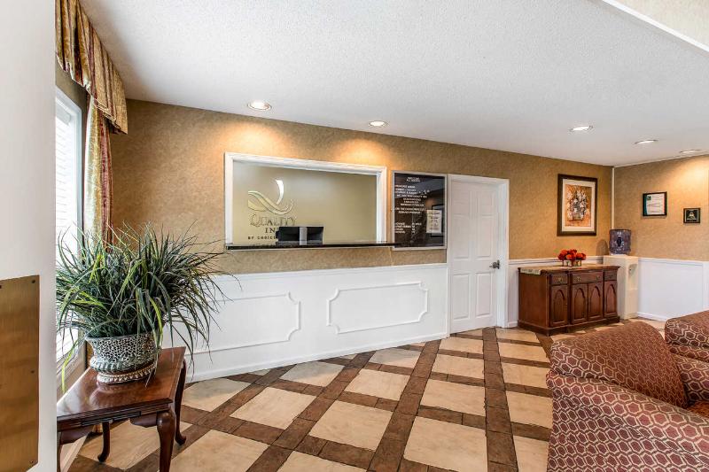 Quality Inn Thomaston image