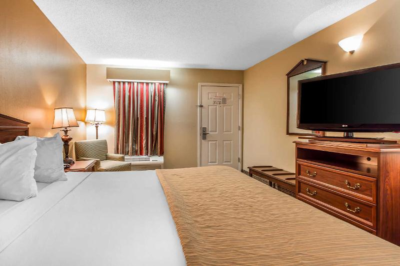Quality Inn Thomaston image