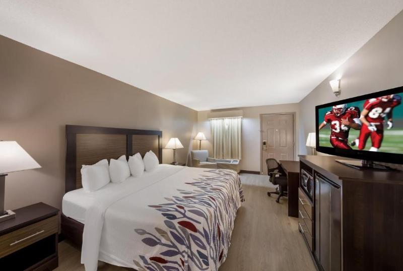 Red Roof Inn Jasper image