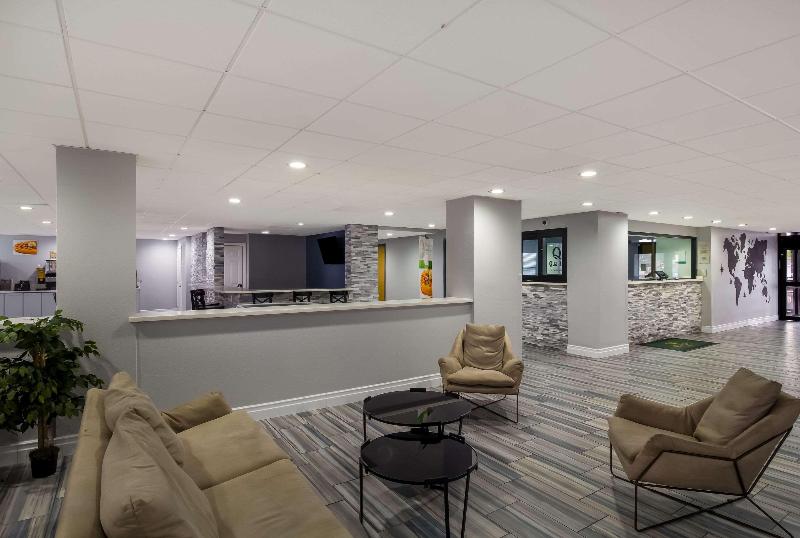 Quality Inn Houston - Image 6