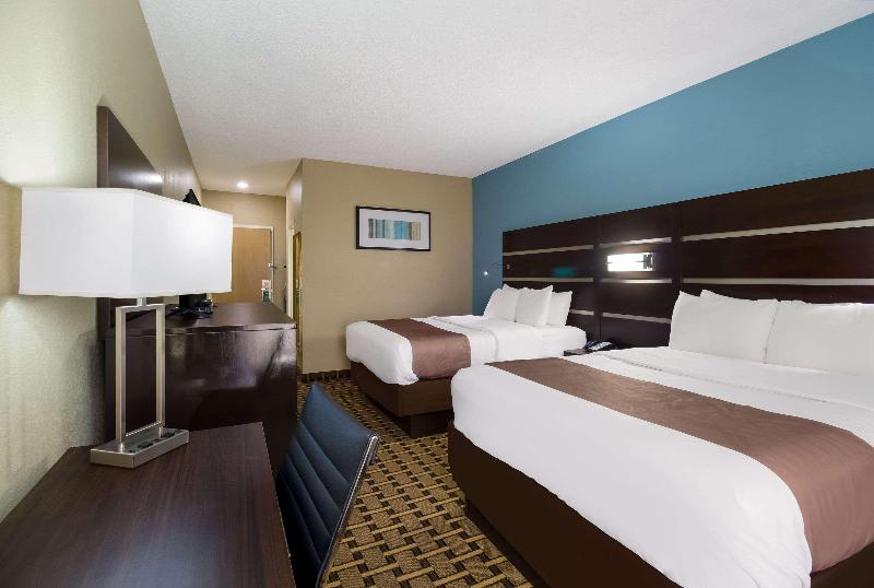 Quality Inn Houston - Image 7