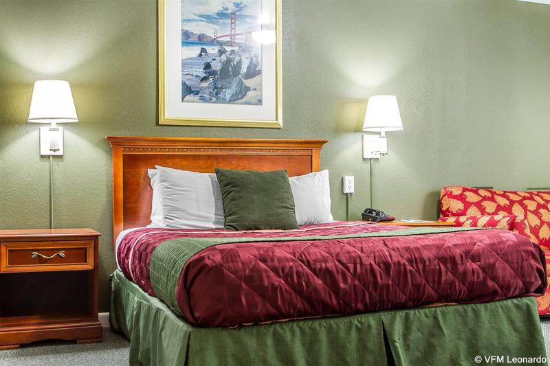 Sycamore Inn Chico image