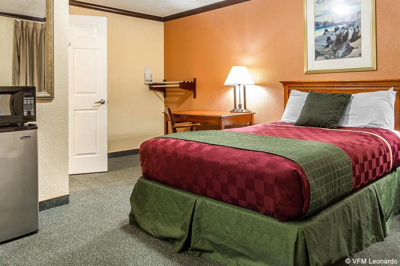 Sycamore Inn Chico image