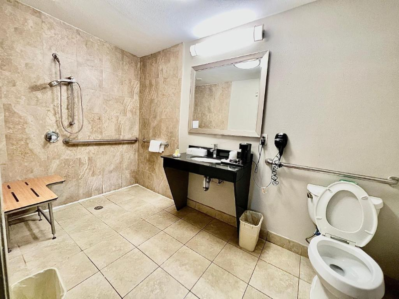 Days Inn & Suites by Wyndham Arlington Near Six Fl image