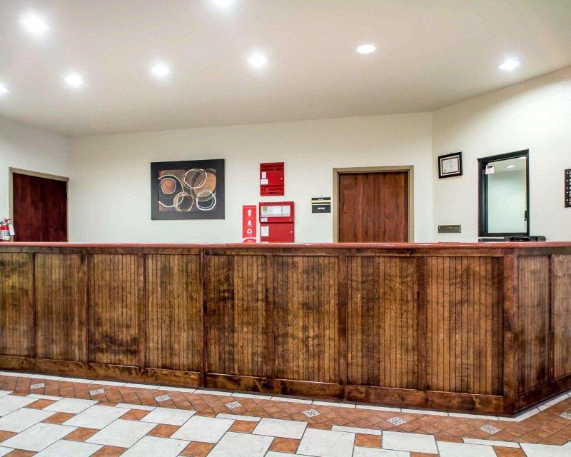 Econo Lodge Anderson image