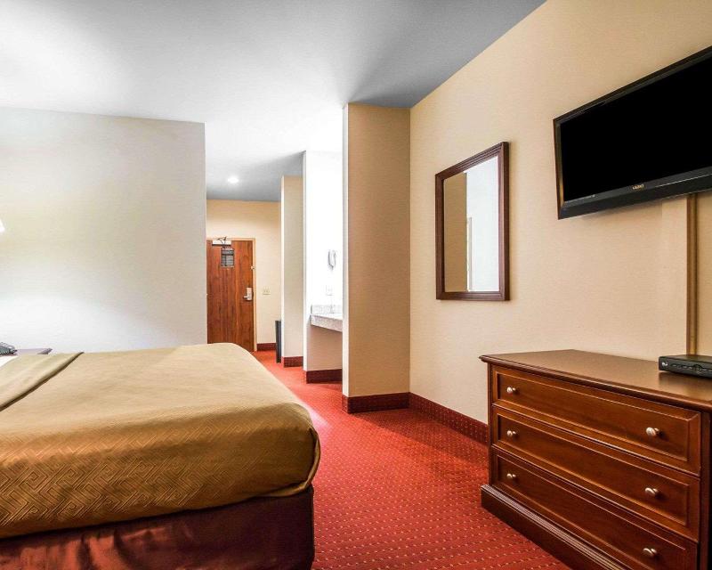 Econo Lodge Anderson image