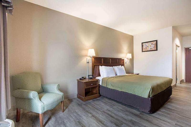 Econo Lodge Anderson image