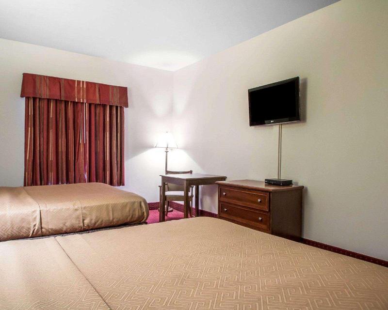 Econo Lodge Anderson image