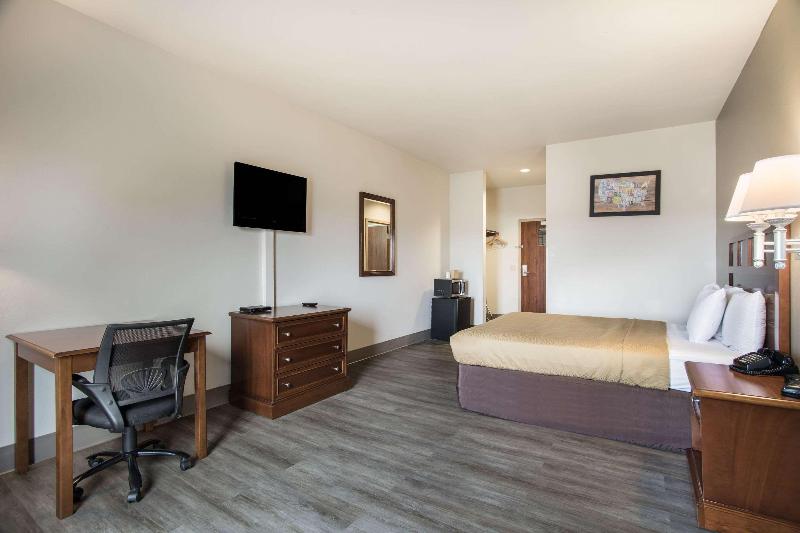 Econo Lodge Anderson image