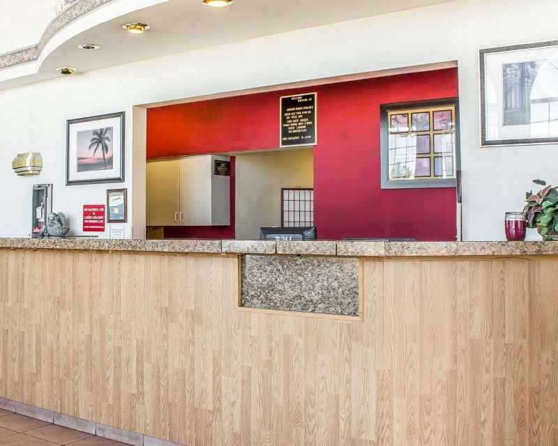 Quality Inn Winslow I-40 image