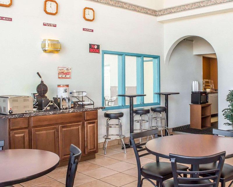 Quality Inn Winslow I-40 image