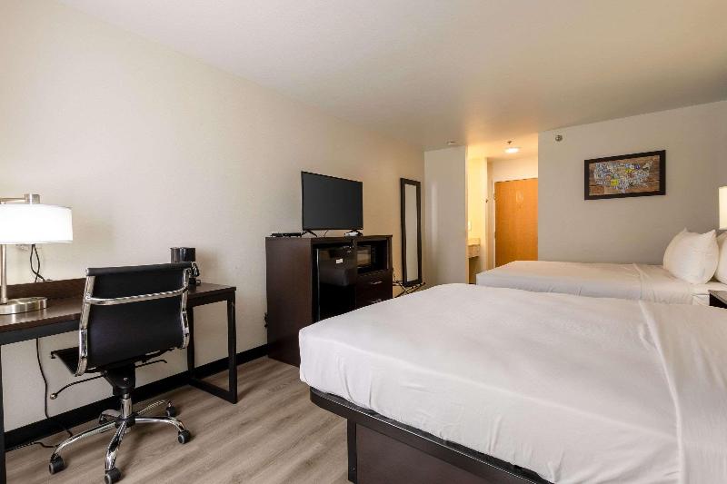 Quality Inn Winslow I-40 image