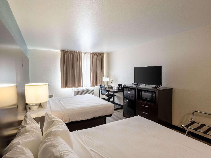 Quality Inn Winslow I-40 image