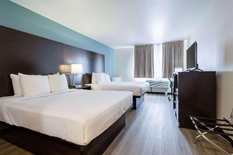 Quality Inn Winslow I-40 image