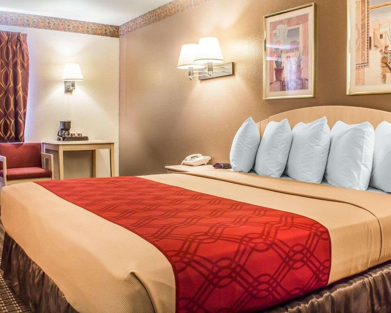 Quality Inn Winslow I-40 image