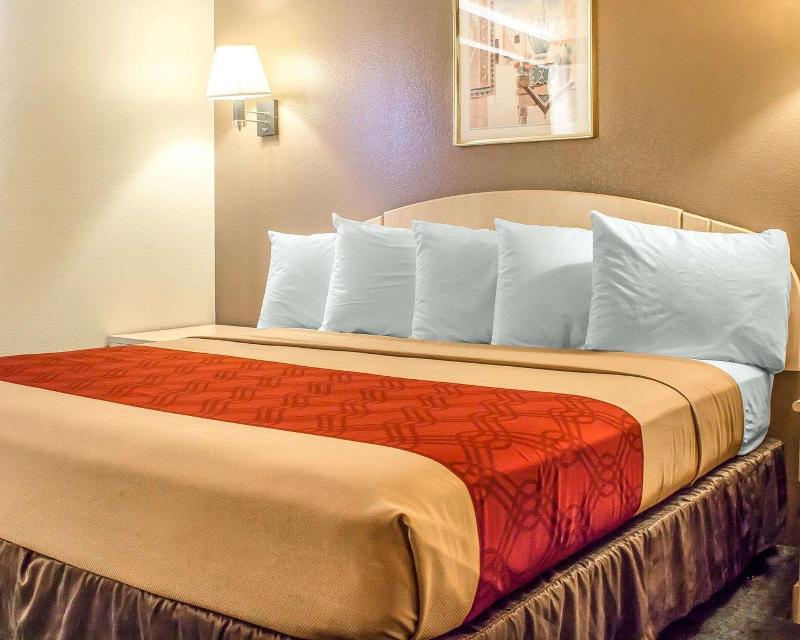 Quality Inn Winslow I-40 image