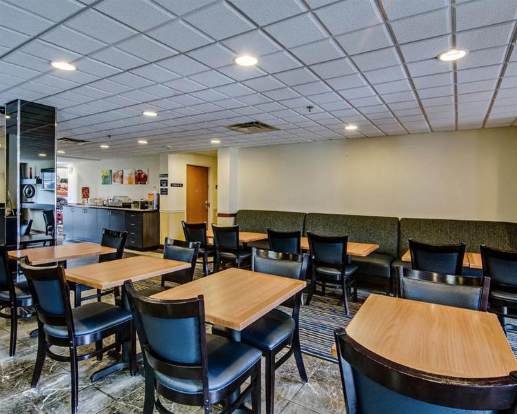 Quality Inn & Suites Bristol image