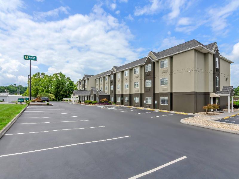Quality Inn & Suites Bristol image