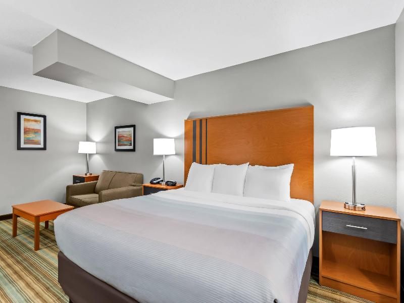 Quality Inn & Suites Bristol image