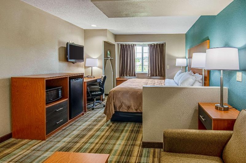 Quality Inn & Suites Bristol image
