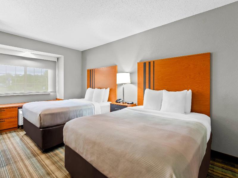 Quality Inn & Suites Bristol image