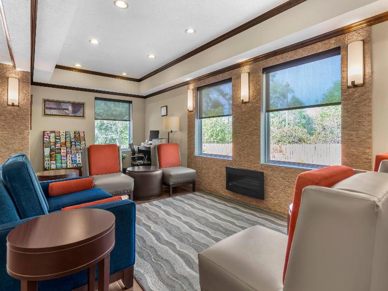Comfort Inn Blairsville Area image