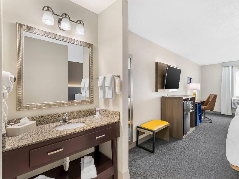 Comfort Inn Blairsville Area image