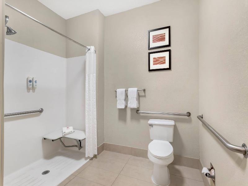 Comfort Inn Blairsville Area image