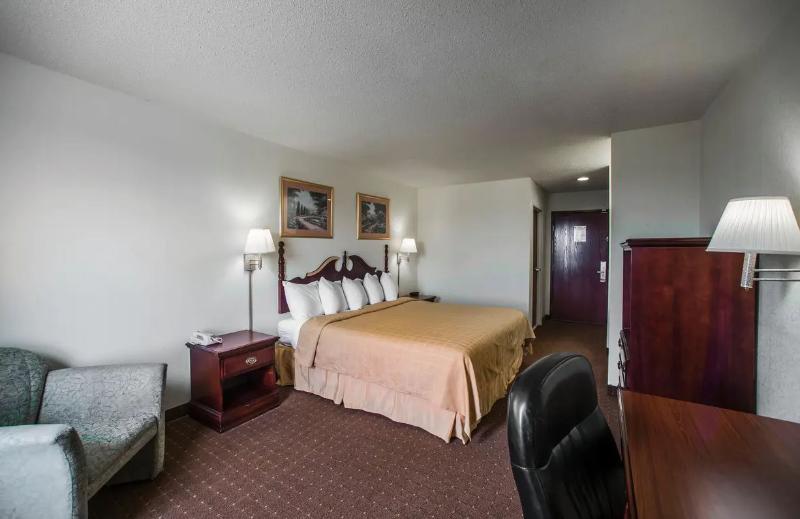 . Quality Inn Harrisburg