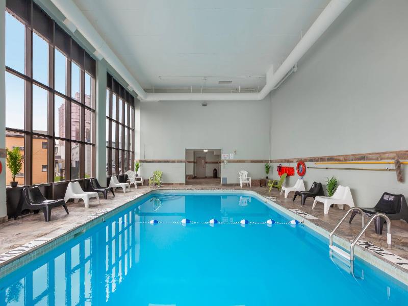 Quality Inn & Suites Niagara Falls