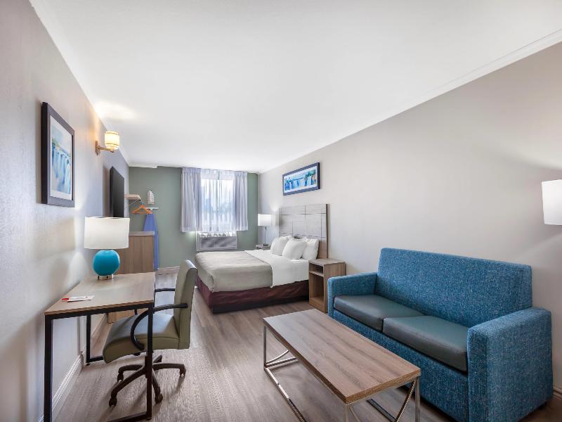 SUITE KING SIZE BED