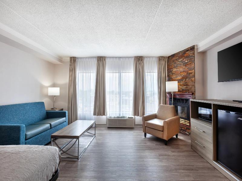SUITE STANDARD — photo 9