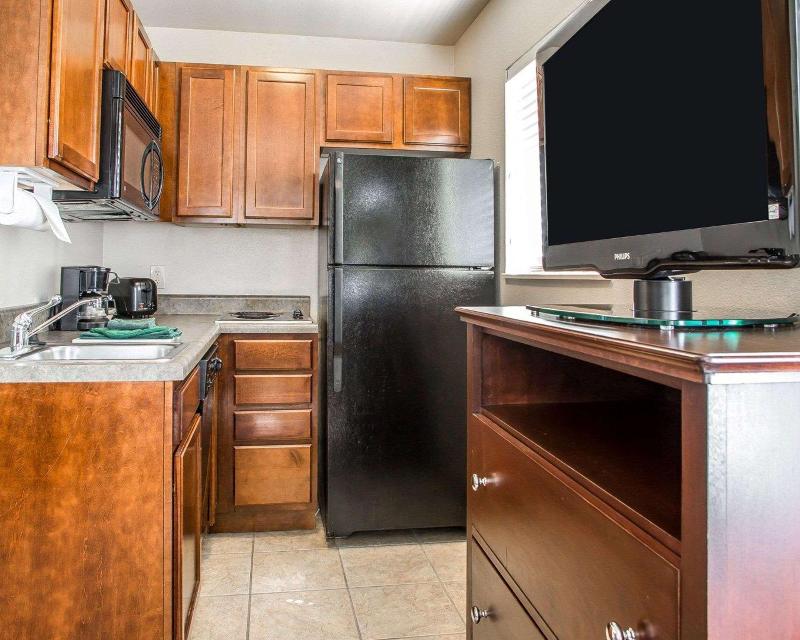Mainstay Suites St. Robert - Fort Leonard Wood image