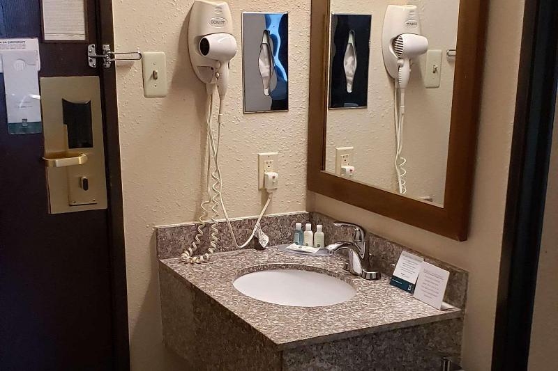 Quality Inn DFW Airport North image