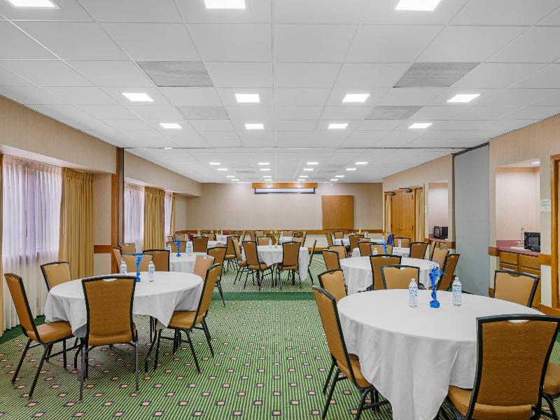 Quality Inn & Suites Goshen Area image