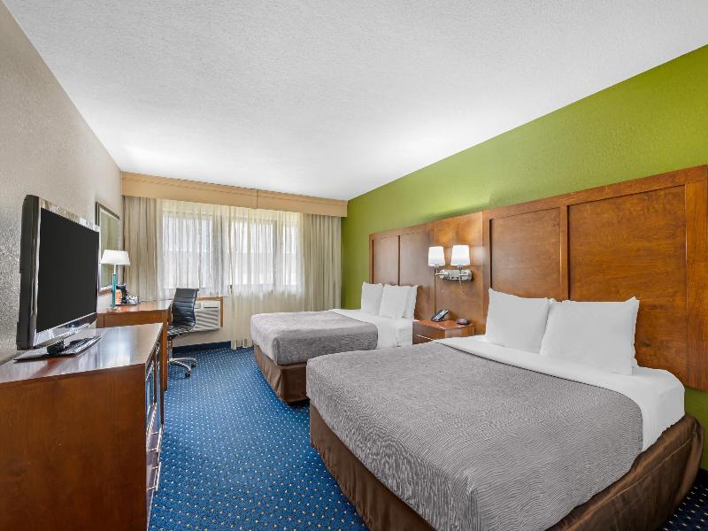 Quality Inn & Suites Goshen Area image