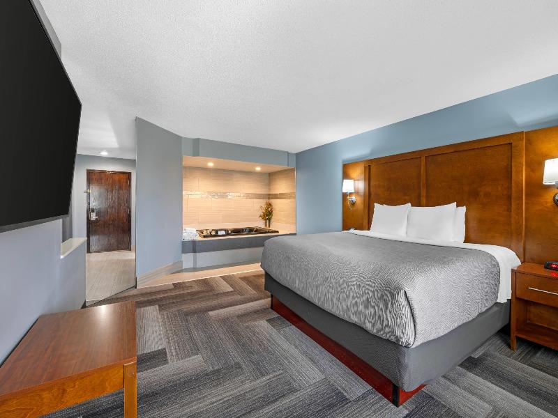 Quality Inn & Suites Goshen Area image
