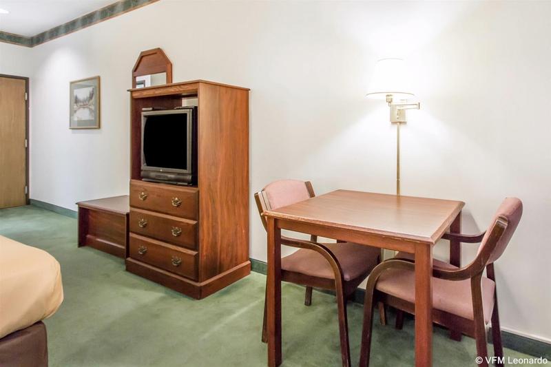 Quality Inn Cadiz image