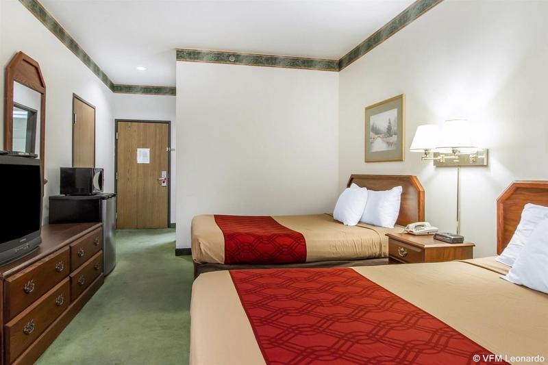 Quality Inn Cadiz image