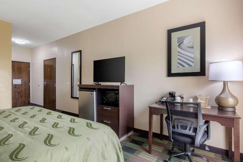 Quality Inn Cadiz image
