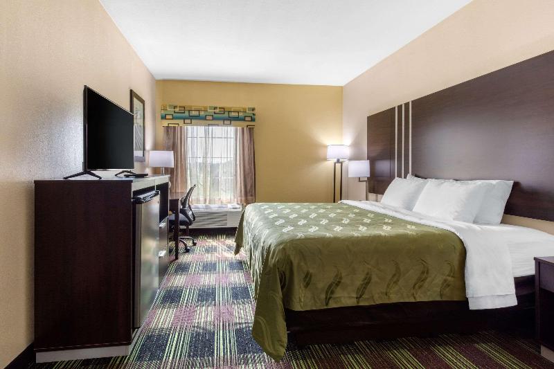 Quality Inn Cadiz image