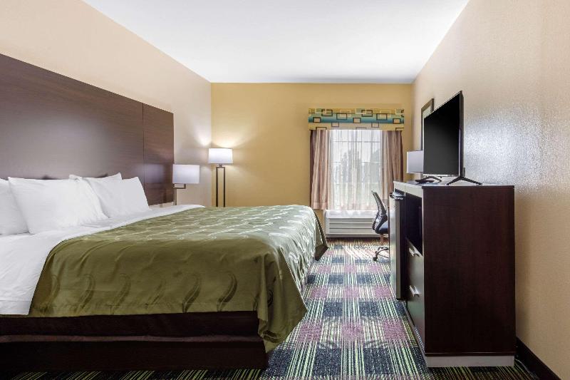 Quality Inn Cadiz image