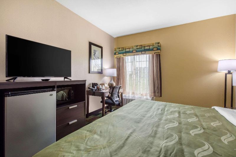 Quality Inn Cadiz image