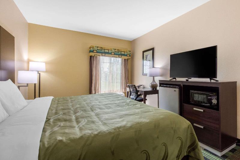 Quality Inn Cadiz image