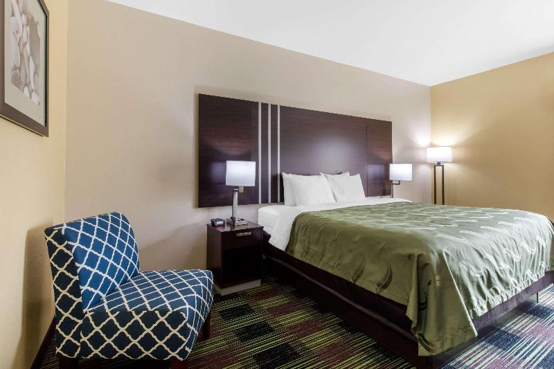 Quality Inn Cadiz image